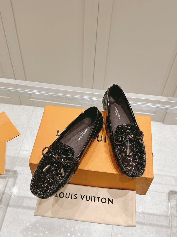 LV Gloria Loafer Dark Burgundy Embossed Patent Calfskin 480736