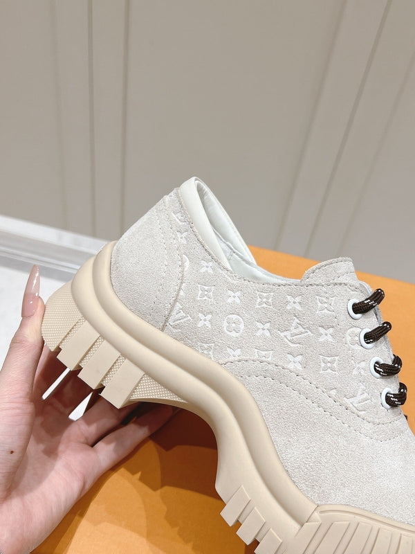 LV Ruby Flat Derby Sneaker Light Grey Embossed Suede 480785