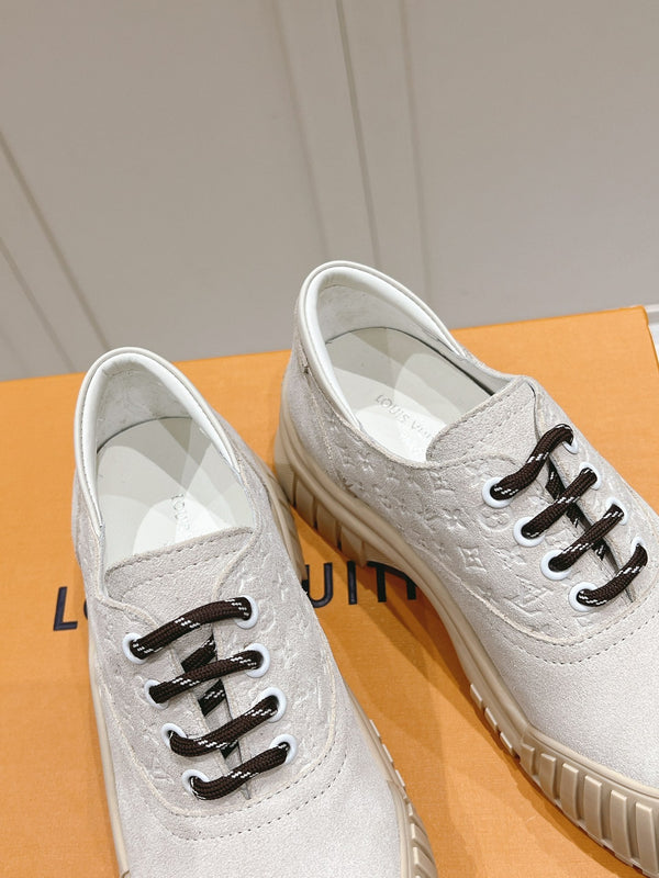LV Ruby Flat Derby Sneaker Light Grey Embossed Suede 480785