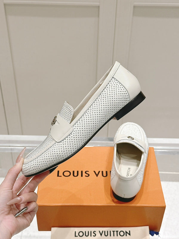 LV 25ss Soho Flat Loafer Rivets White Lambskin