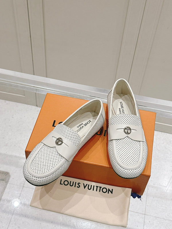 LV 25ss Soho Flat Loafer Rivets White Lambskin