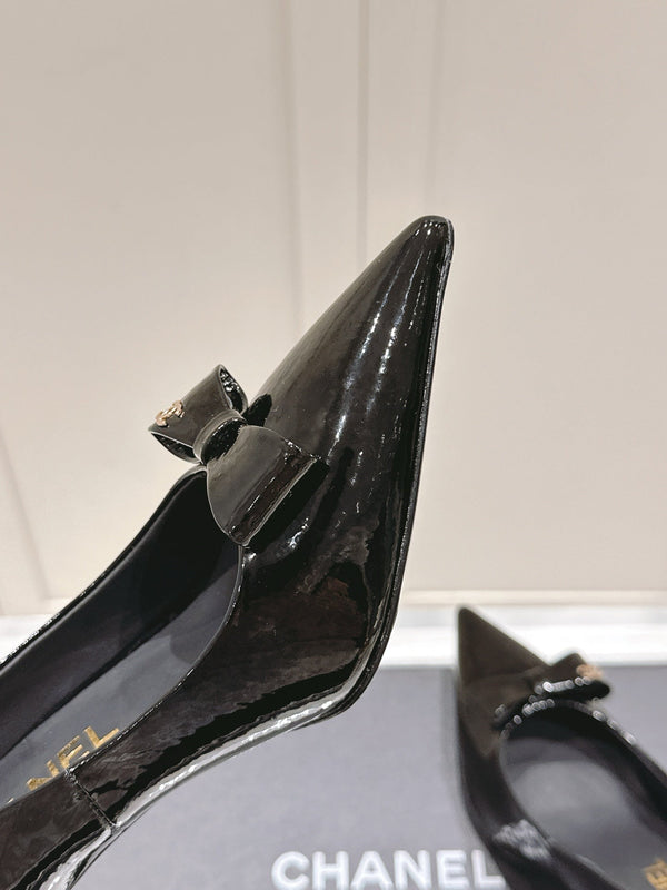 Chanel 25A Heel Pump Black Patent Calfskin 393069