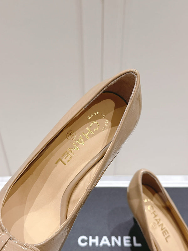 Chanel 25A Heel Pump Nude Patent Calfskin 393070