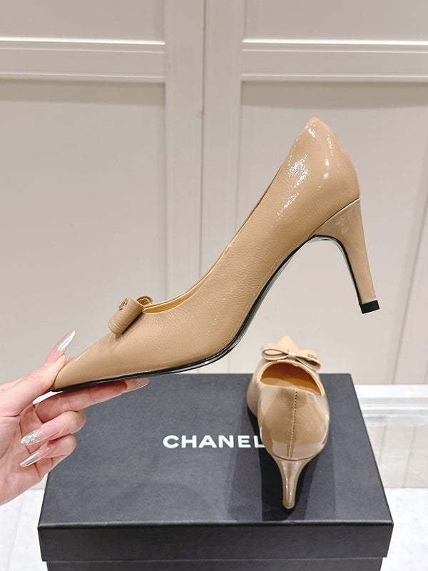 Chanel 25A Heel Pump Nude Patent Calfskin 393070