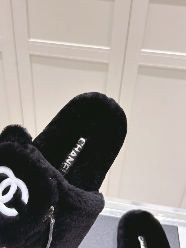 Chanel 25A Early Autumn Slippers Black Wool 393078