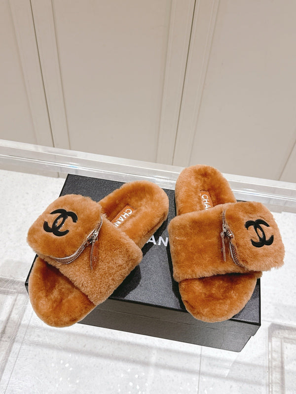 Chanel 25A Early Autumn Slippers Brown Wool 393080
