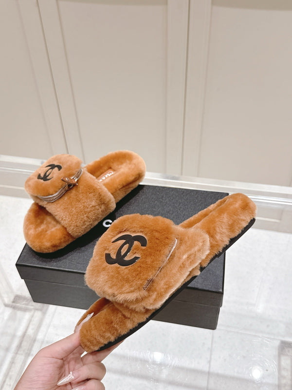 Chanel 25A Early Autumn Slippers Brown Wool 393080