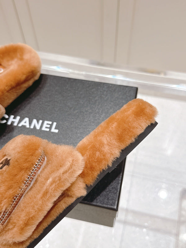 Chanel 25A Early Autumn Slippers Brown Wool 393080