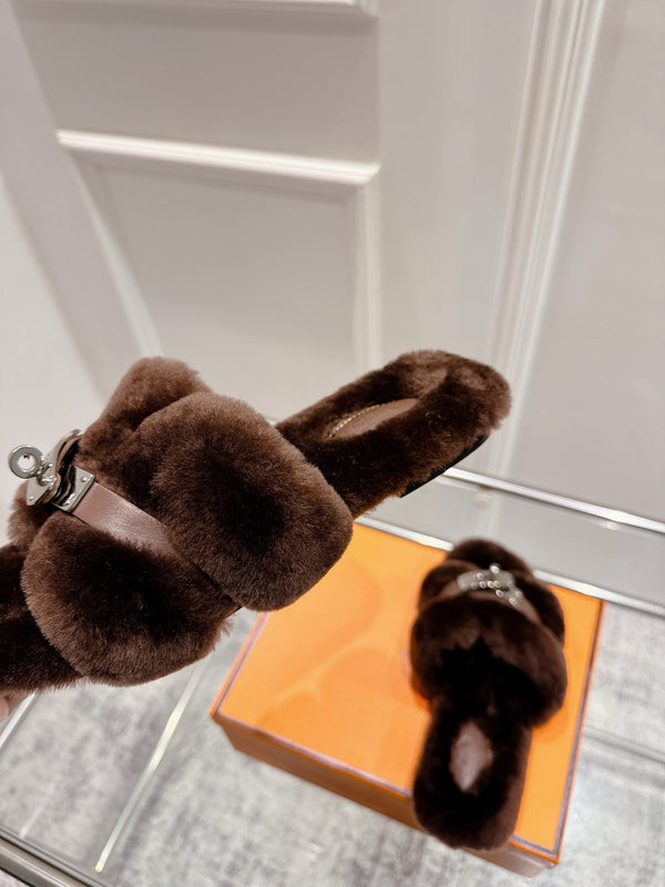 HM Oran slippers sliver buckle dark brown wool