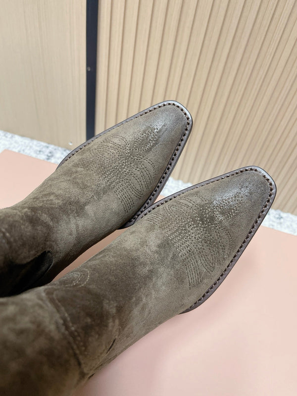 Miumiu Latest FW Western Cowboy Boots olive green Suede 533967