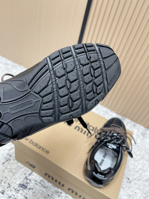 MiuMiu x New Balance Casual Sneakers Black Brown Patent Leather and Mesh 533990