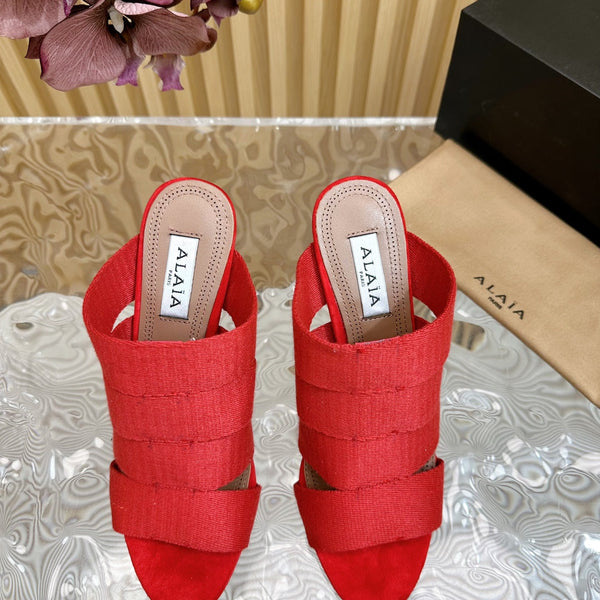 SANDALI ALAIA ELASTIC CAGE MULE CON CINTURINO INTRECCIATO ROSSO CILIEGIA E PELLE DI AGNELLO
