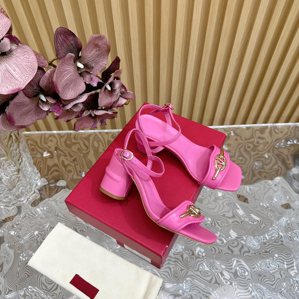 Sandalo con cinturino posteriore 70 The Bold Edition Vlogo punta quadrata rosa