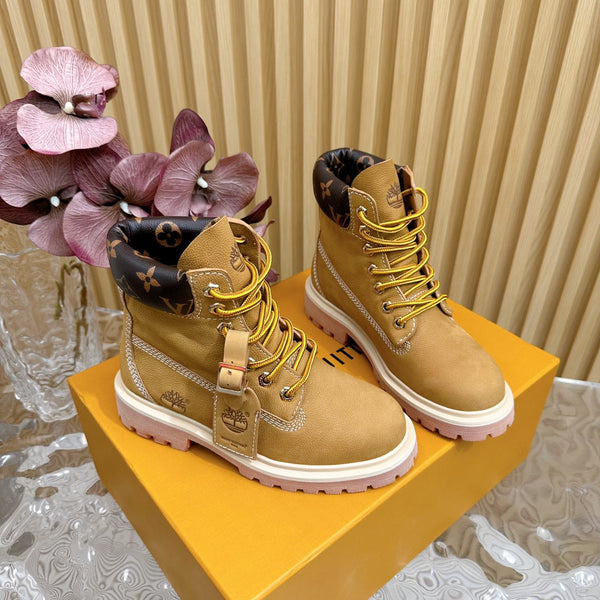 Stivaletto LV x Timberland in pelle scamosciata marrone e gialla