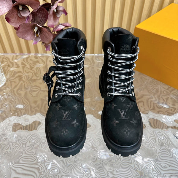 Stivaletto alla caviglia LV x Timberland 6-In High End in pelle scamosciata monogrammata nera