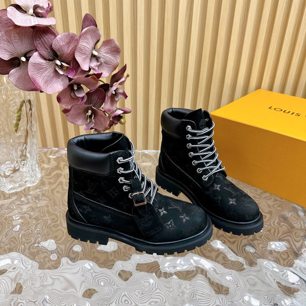 Stivaletto alla caviglia LV x Timberland 6-In High End in pelle scamosciata monogrammata nera