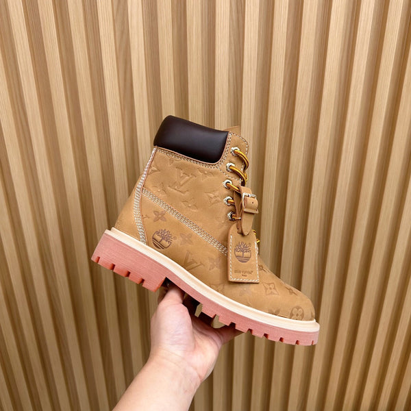 Stivaletto alla caviglia di alta qualità LV x Timberland 6 pollici in pelle scamosciata monogrammata marrone giallo
