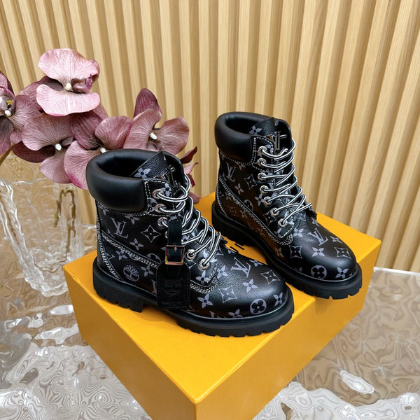 Stivaletto alla caviglia di alta qualità LV x Timberland 6-In in pelle di vitello monogrammata nera