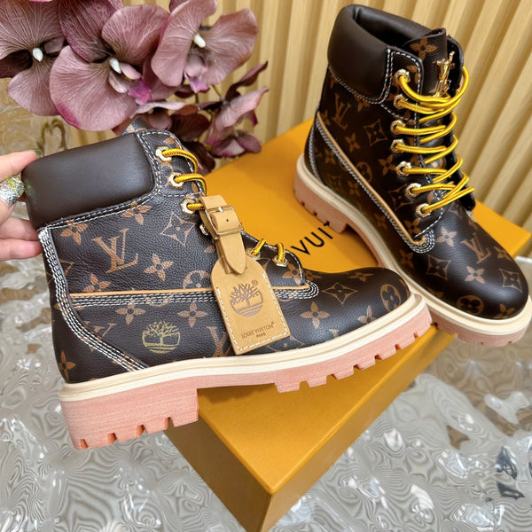 Stivaletto alla caviglia LV x Timberland 6-In High End in pelle di vitello monogramma marrone scuro