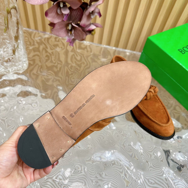 BV Astaire Loafer Gold Suede 925618