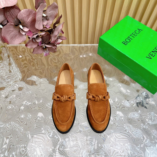 BV Astaire Loafer Gold Suede 925618