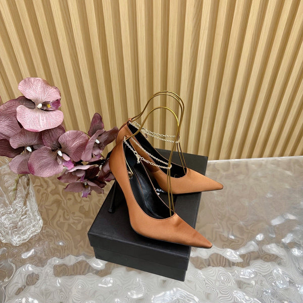 RÉGINE PUMPS IN RUSTIC ORANGE SATIN GOLD CHAIN