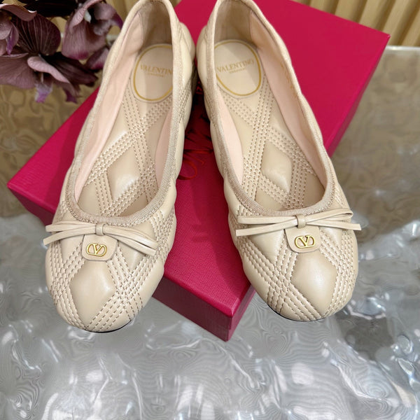 VT 2025 Quilted Leather Bow Ballerina Flats Nude Sheepskin 286492