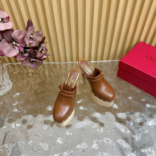Valentino Tan-Go Clogs 10cm Brown Leather 702270