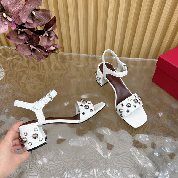 VT 25 Rivet Steel Beads Slingback White Lambskin 325204