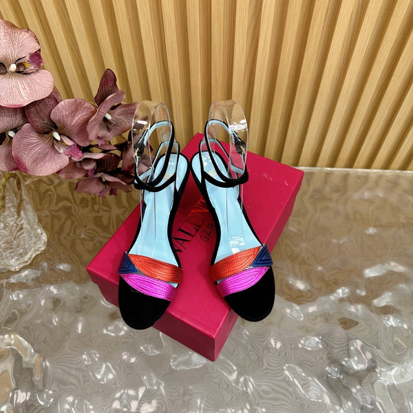 VT 25 Feuillage En Feuille Sandals Black Cowhide 331924