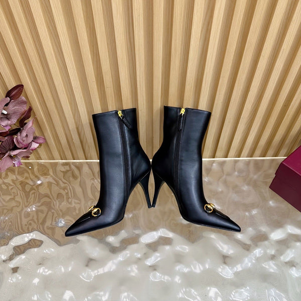 Gucci 2025 Thick-heeled Square-toed Ankle Boots Black Sheepskin 498069