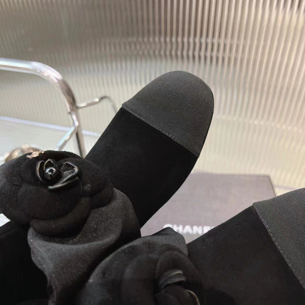 CC Short Boots 60mm Plain Black Camellia Suede