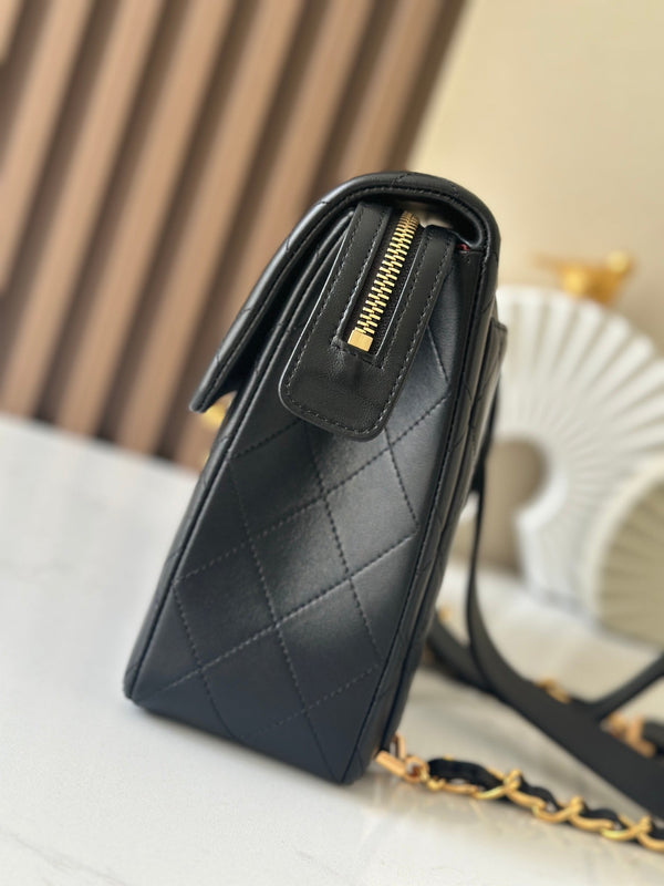 CC 2025 Backpack 30cm Black Gold Backpack Sheepskin 298105