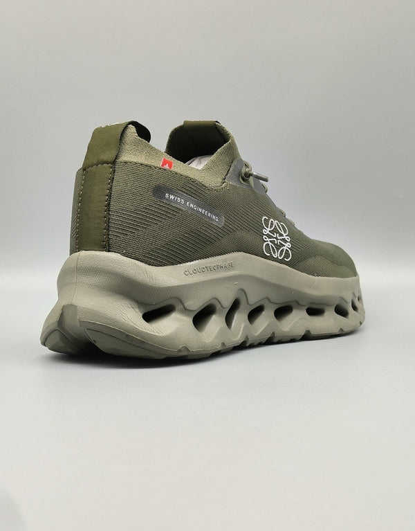 SNEAKER CLOUDTILT IN POLIESTERE RICICLATO VERDE ALGA
