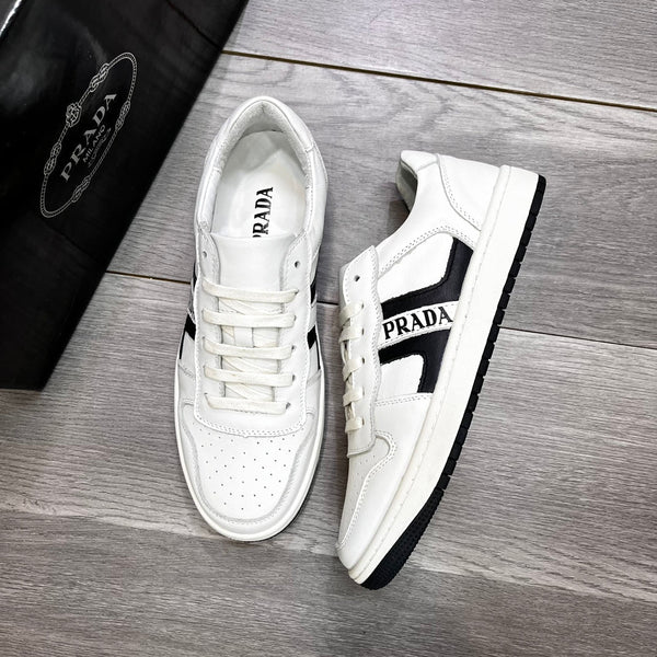 SCARPE DA TENNIS PRA IN PELLE DI VITELLO BIANCA