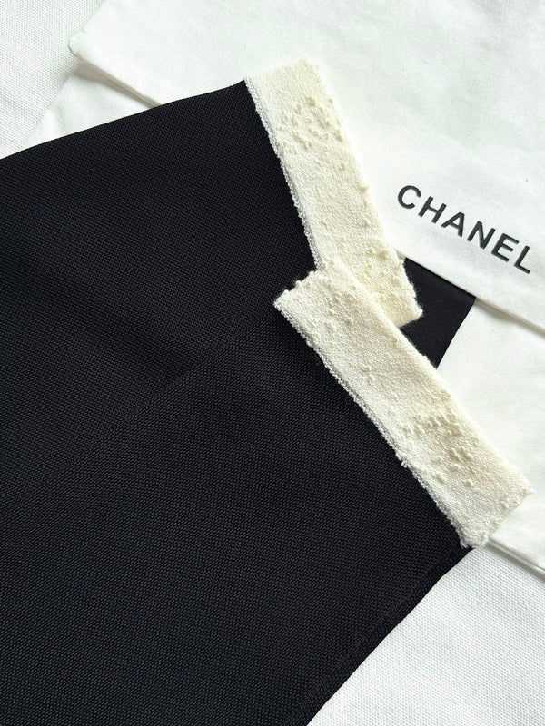 CC 25 Cardigan col V Noir Laine