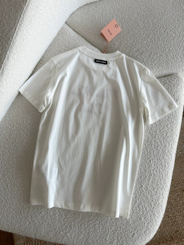 T-shirt brodé Miumiu 2026 à manches courtes en coton blanc et gris 810778