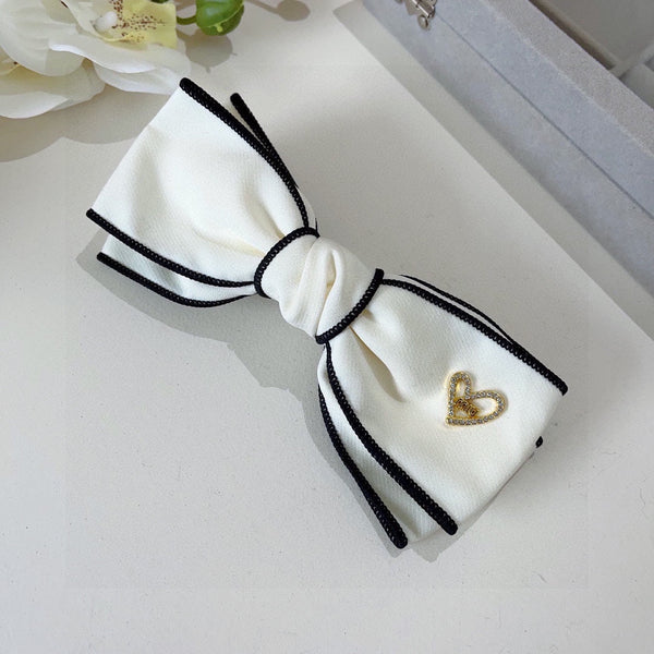 BOW HAIRPIN IN WHITE AND BLACK TRIM COTTON 406023