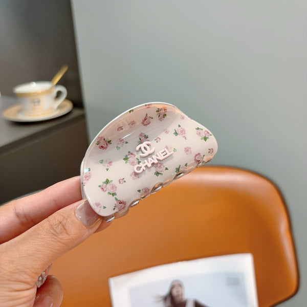 CC 26s Claw Hair Clip 210139