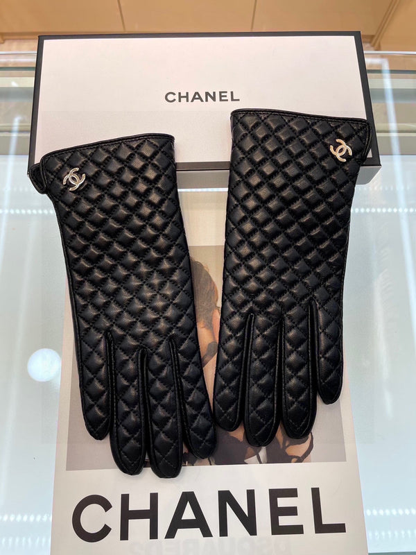 GLOVES IN BLACK LAMBSKIN 463832