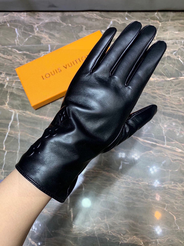 LV GLOVES IN BLACK LAMBSKIN 463843