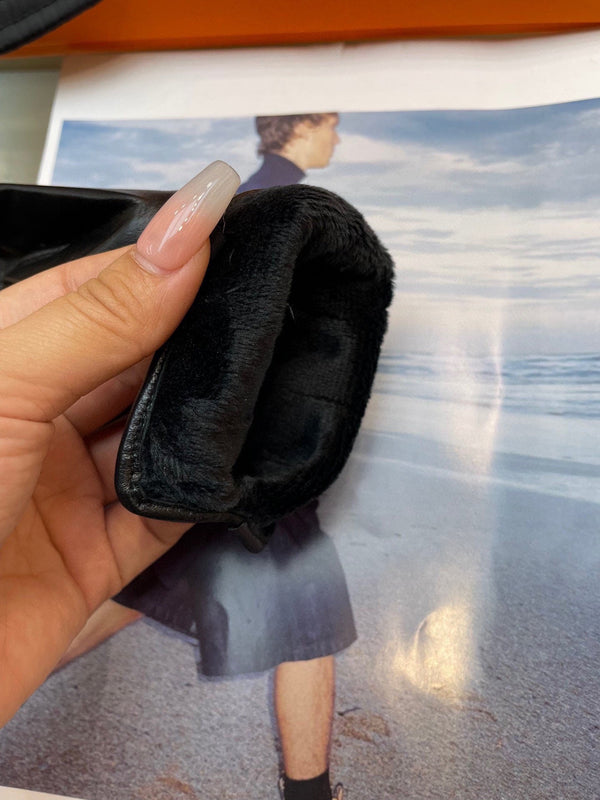 GLOVES IN BLACK LAMBSKIN 463840