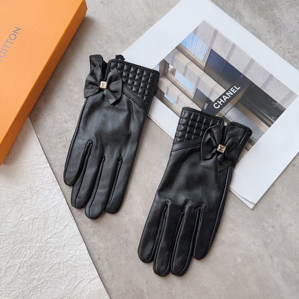 GLOVES IN BLACK LAMBSKIN 120197