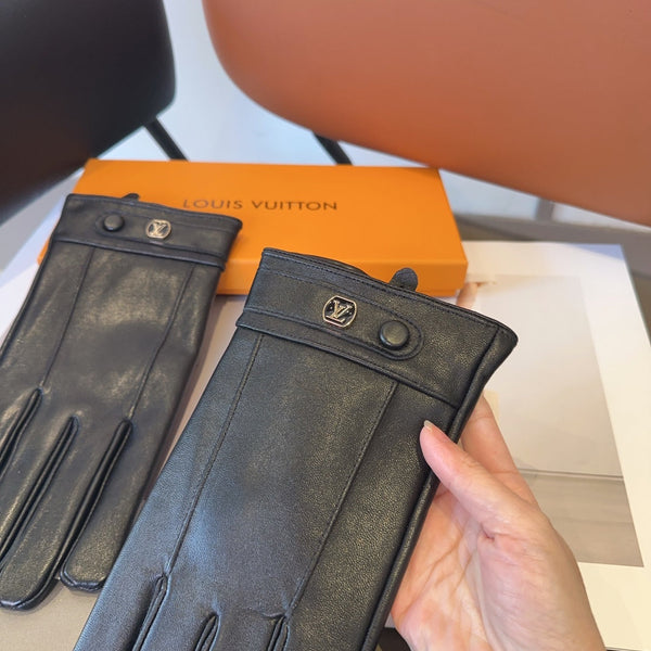 LV GLOVES IN BLACK LAMBSKIN 462318