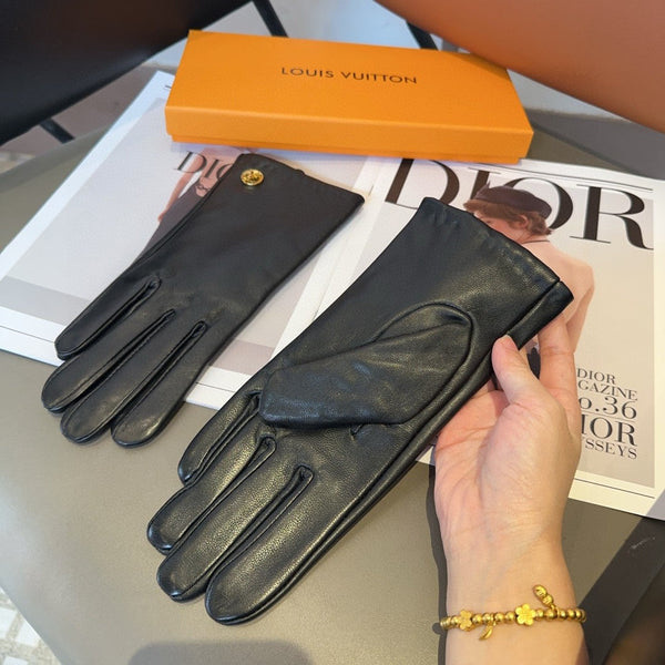LV GLOVES IN BLACK LAMBSKIN 463910