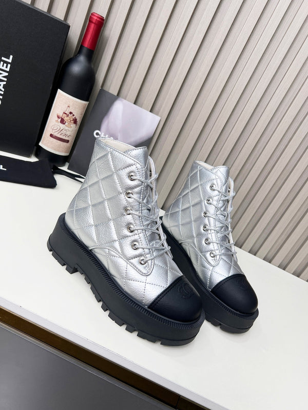 CC Combat Boots In Silver Quilted Lambskin 944579