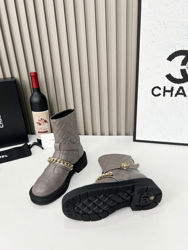 CC 26s Quilted Chain Boots Grey Calfskin 924502