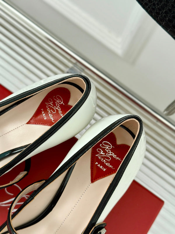 Mary Jane Virgule Pumps 55 Black White Patent Leather