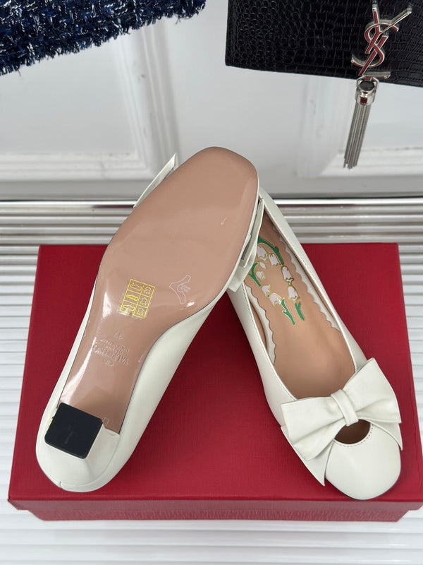 Bowow Pumps In Kidskin 40mm White Lambskin 989190