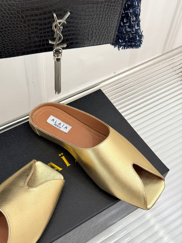 Alaia Slipper Gold Calfskin 293189